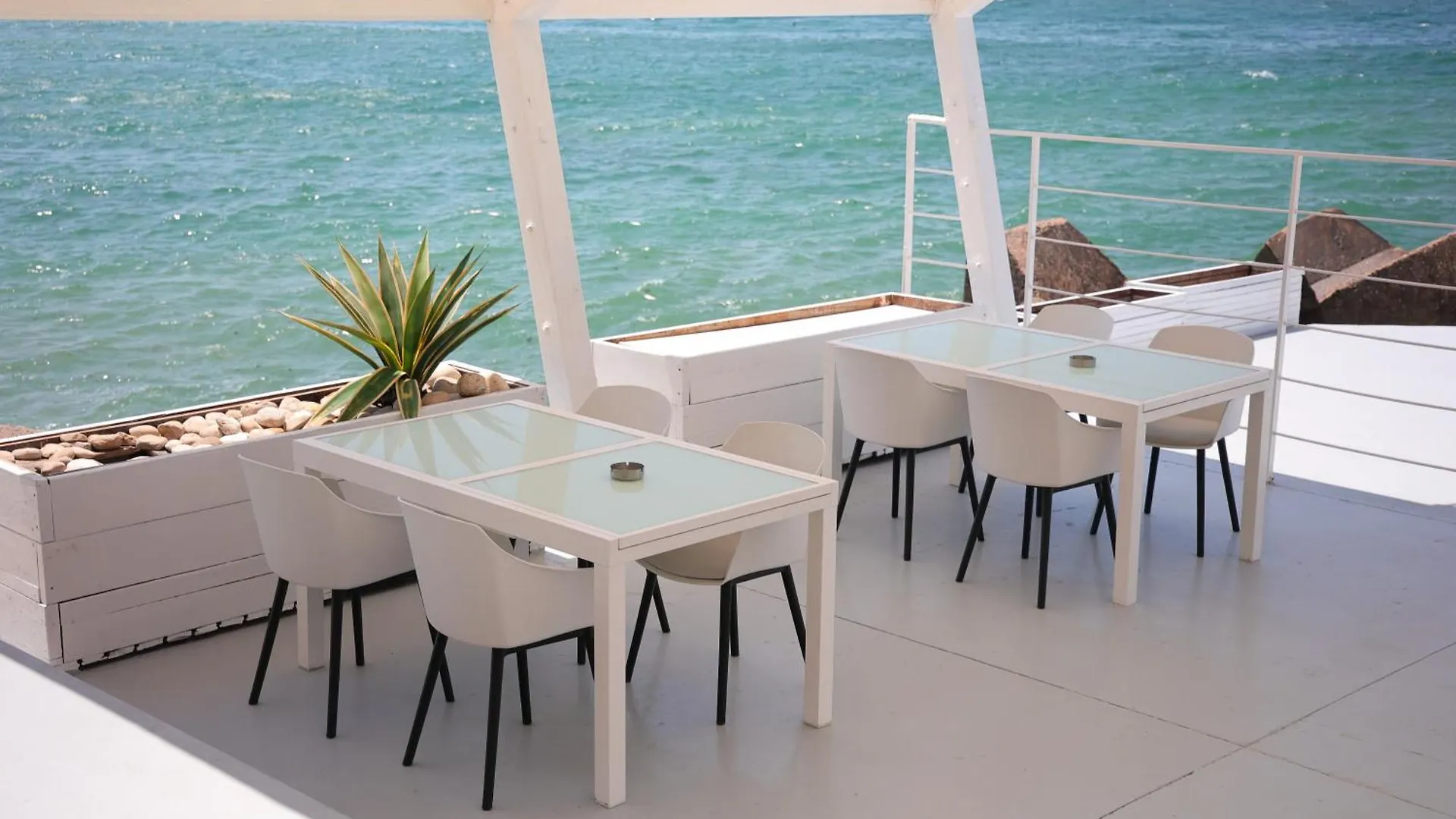 Riviera Hotel And Beach Lounge, Beirut