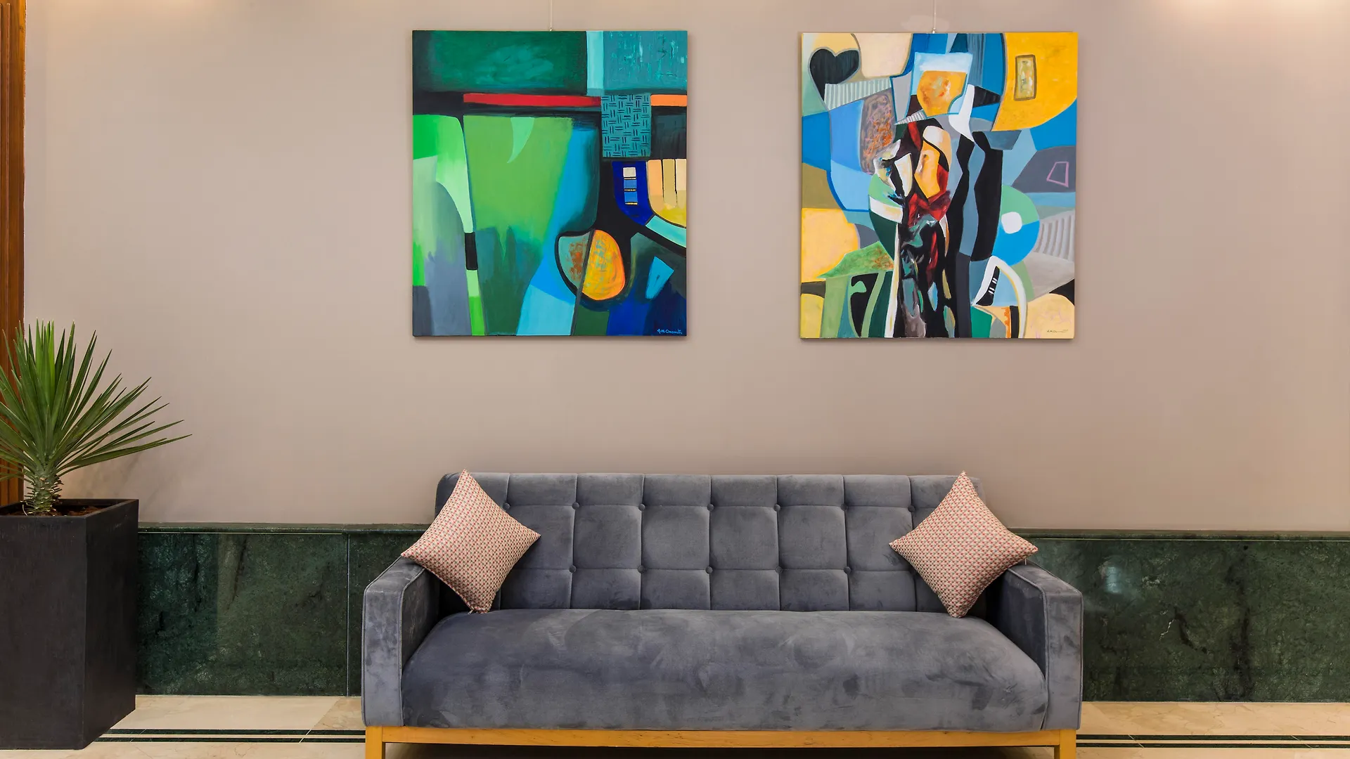 Riviera Hotel And Beach Lounge, Beirut
