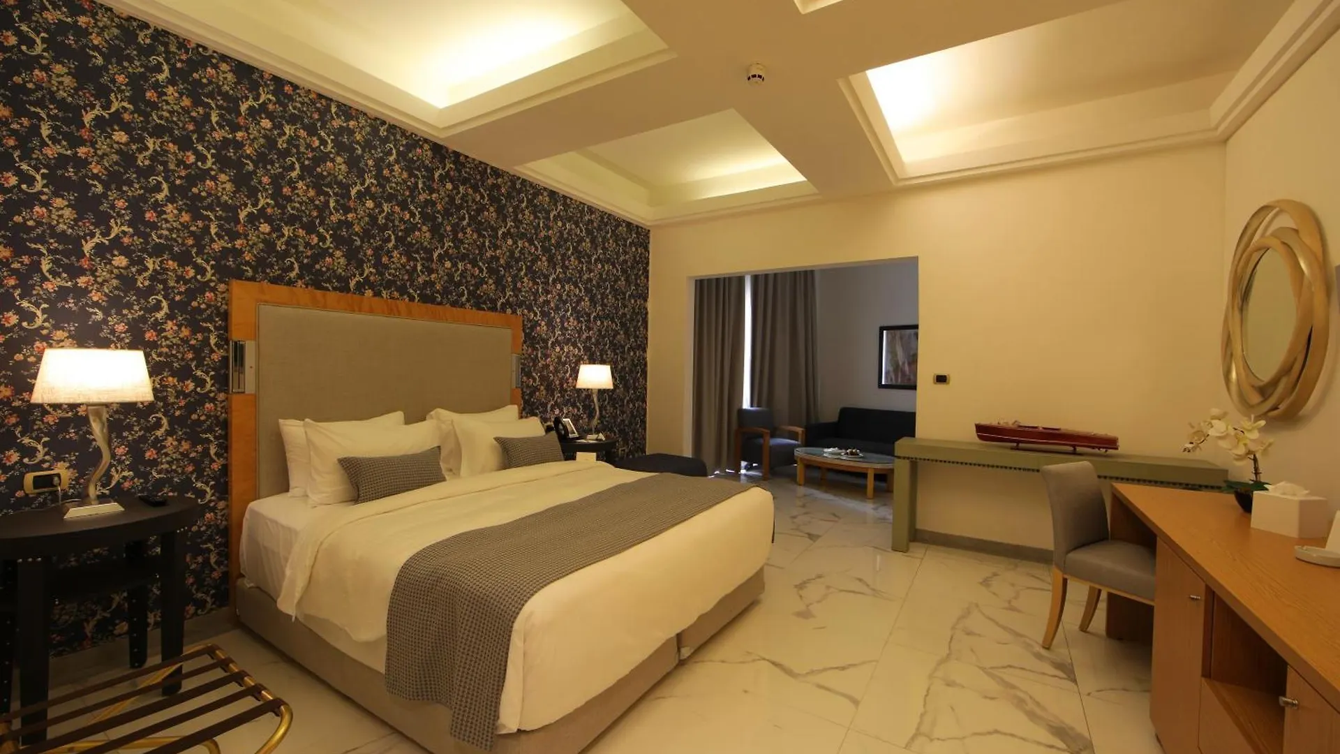 *****  Riviera Hotel And Beach Lounge, Beirut Libanon