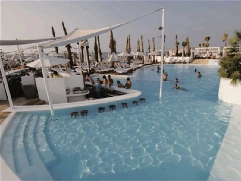 Riviera Hotel And Beach Lounge, Beirut 5*,  Libanon