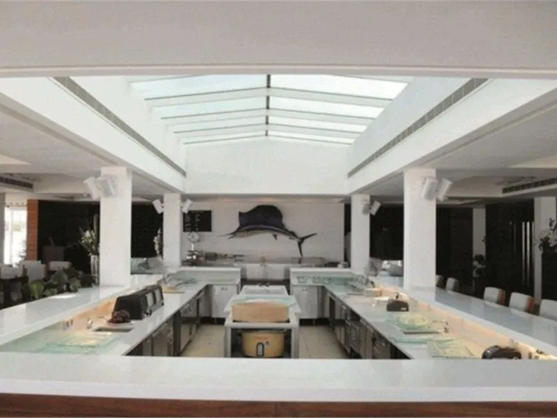 Riviera Hotel And Beach Lounge, Beirut
