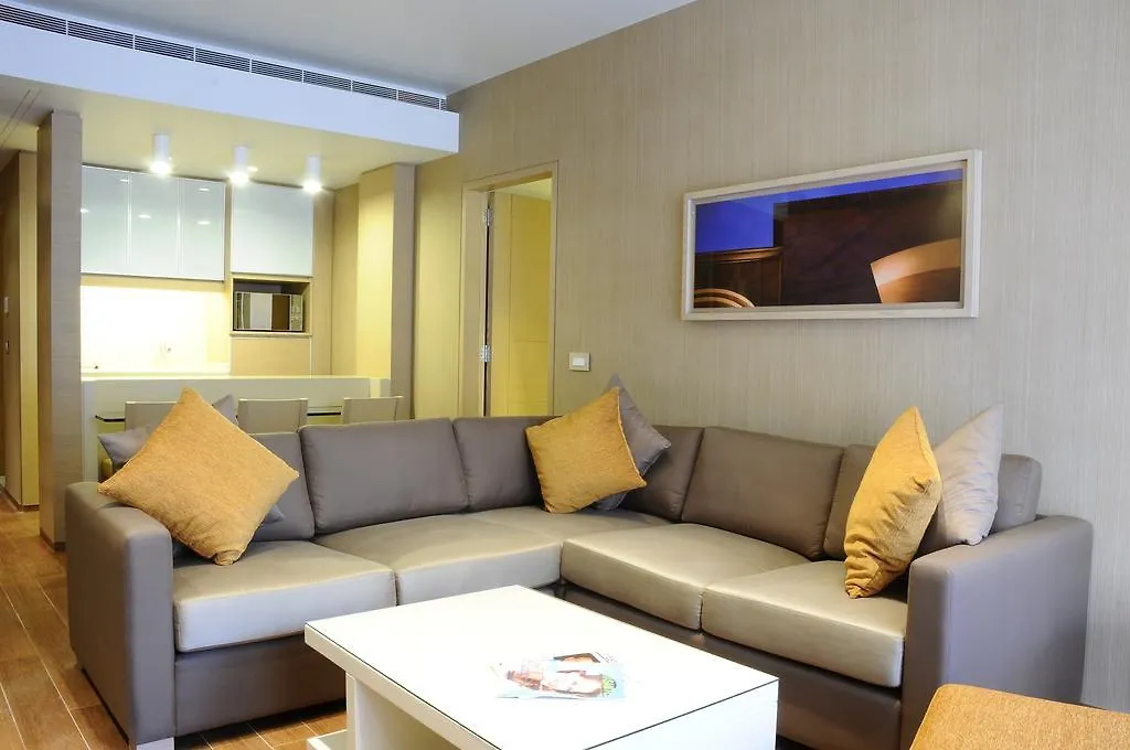 Riviera Hotel And Beach Lounge, Beirut 5*,